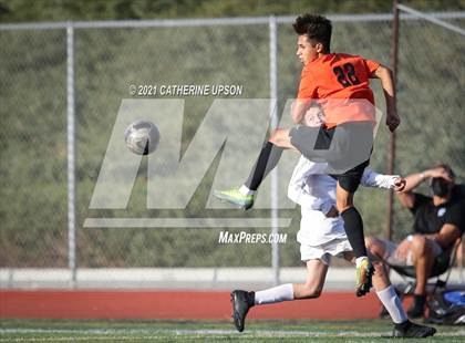 Thumbnail 3 in Temescal Canyon vs. Poly photogallery.