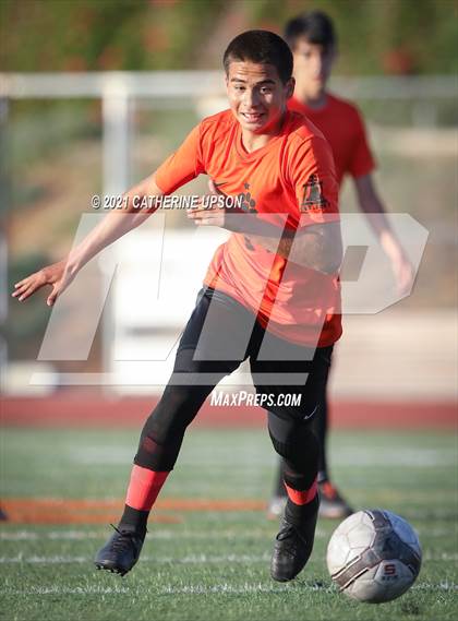 Thumbnail 2 in Temescal Canyon vs. Poly photogallery.