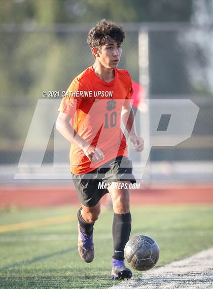 Thumbnail 3 in Temescal Canyon vs. Poly photogallery.