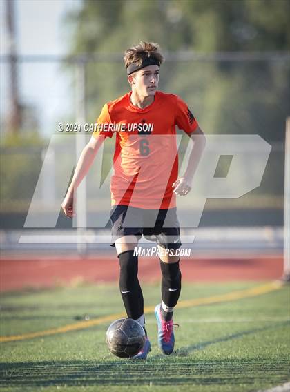 Thumbnail 1 in Temescal Canyon vs. Poly photogallery.