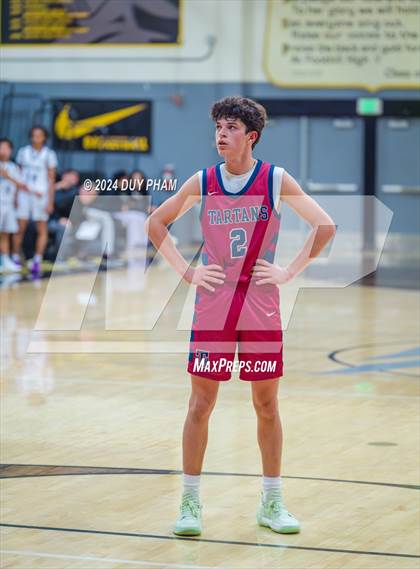 Thumbnail 3 in St. Margaret's vs. Aliso Niguel photogallery.