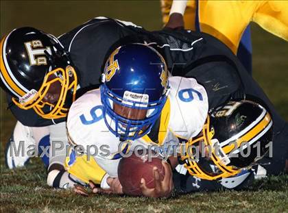 Thumbnail 2 in Verbum Dei vs. Bosco Tech photogallery.