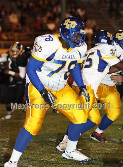 Thumbnail 1 in Verbum Dei vs. Bosco Tech photogallery.
