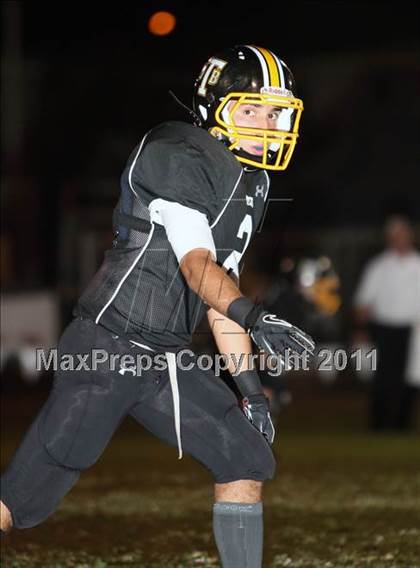 Thumbnail 3 in Verbum Dei vs. Bosco Tech photogallery.