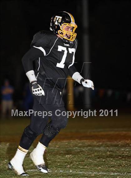 Thumbnail 1 in Verbum Dei vs. Bosco Tech photogallery.
