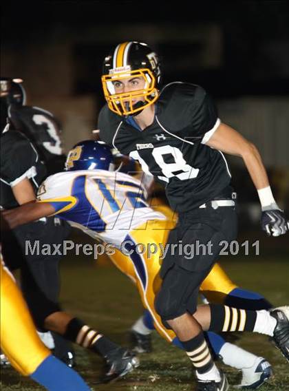 Thumbnail 2 in Verbum Dei vs. Bosco Tech photogallery.