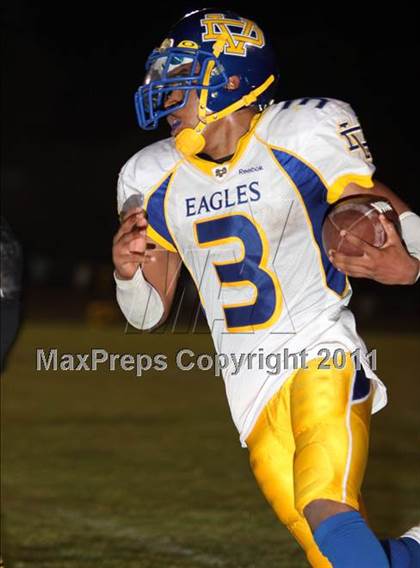 Thumbnail 2 in Verbum Dei vs. Bosco Tech photogallery.