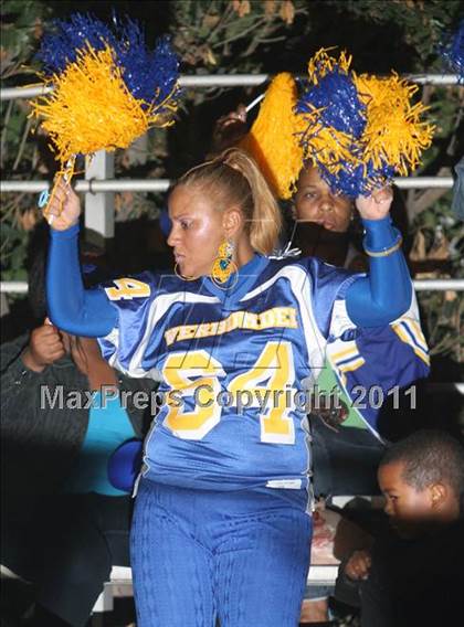 Thumbnail 1 in Verbum Dei vs. Bosco Tech photogallery.