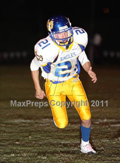 Thumbnail 1 in Verbum Dei vs. Bosco Tech photogallery.