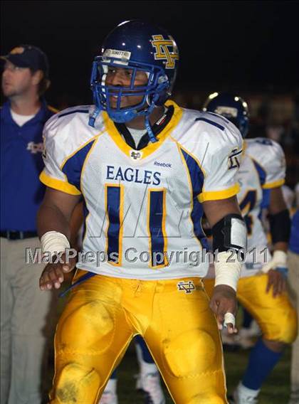 Thumbnail 2 in Verbum Dei vs. Bosco Tech photogallery.