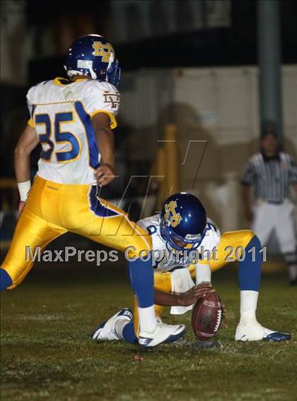 Thumbnail 3 in Verbum Dei vs. Bosco Tech photogallery.