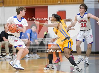 Thumbnail 2 in Arcadia vs. Carl Hayden Community (PXU Coyote Classic Tournament) photogallery.