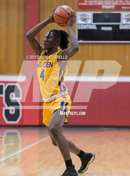 Thumbnail 2 in Arcadia vs. Carl Hayden Community (PXU Coyote Classic Tournament) photogallery.