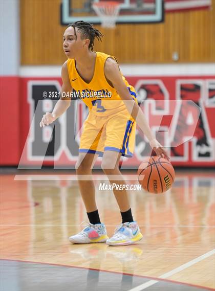 Thumbnail 2 in Arcadia vs. Carl Hayden Community (PXU Coyote Classic Tournament) photogallery.