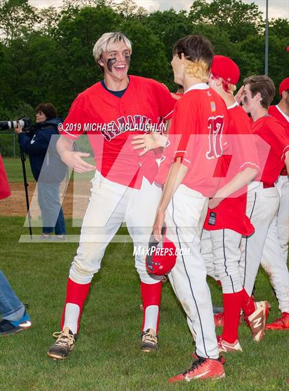 Thumbnail 2 in East Rockaway vs Cold Spring Harbor (NYSPHSAA Section 8 Class B Final) photogallery.