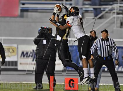 Thumbnail 2 in Archbishop Wood vs. Cathedral Prep (PIAA AAA Final) photogallery.
