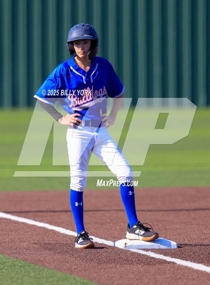 Thumbnail 1 in Grand Saline vs Quitman photogallery.