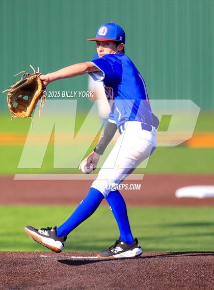 Thumbnail 3 in Grand Saline vs Quitman photogallery.