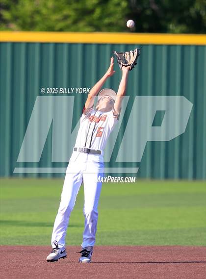 Thumbnail 2 in Grand Saline vs Quitman photogallery.