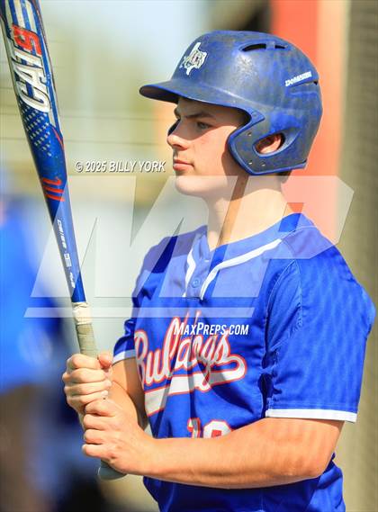 Thumbnail 1 in Grand Saline vs Quitman photogallery.