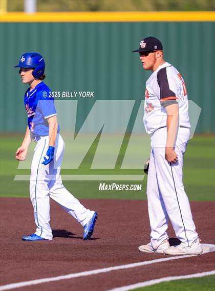 Thumbnail 2 in Grand Saline vs Quitman photogallery.