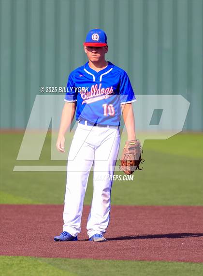Thumbnail 2 in Grand Saline vs Quitman photogallery.