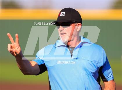 Thumbnail 1 in Grand Saline vs Quitman photogallery.