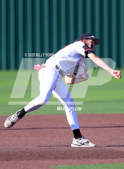 Thumbnail 3 in Grand Saline vs Quitman photogallery.