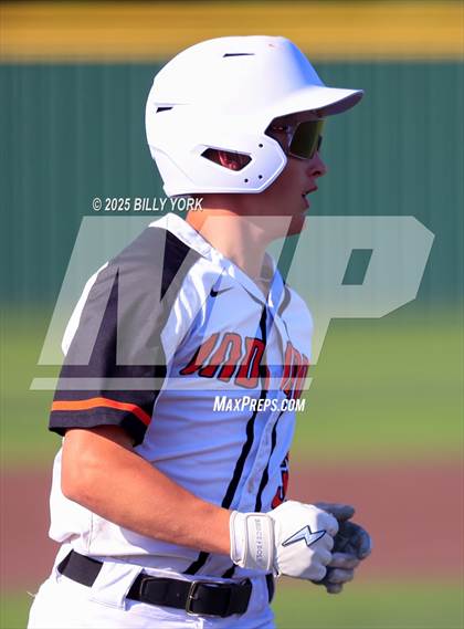 Thumbnail 2 in Grand Saline vs Quitman photogallery.