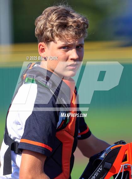 Thumbnail 1 in Grand Saline vs Quitman photogallery.