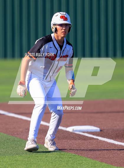 Thumbnail 3 in Grand Saline vs Quitman photogallery.