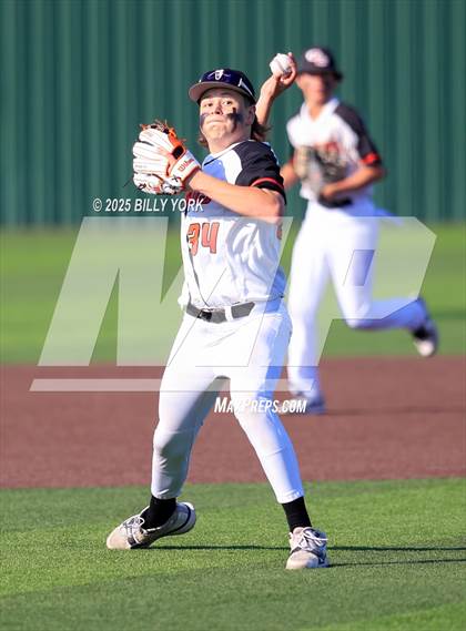 Thumbnail 2 in Grand Saline vs Quitman photogallery.