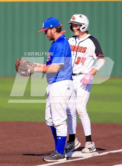 Thumbnail 3 in Grand Saline vs Quitman photogallery.