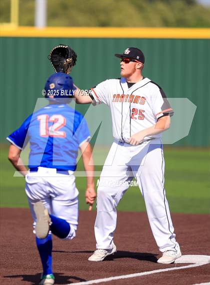 Thumbnail 2 in Grand Saline vs Quitman photogallery.