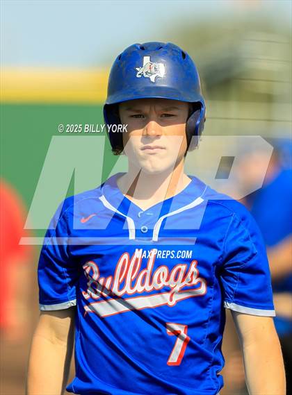 Thumbnail 2 in Grand Saline vs Quitman photogallery.