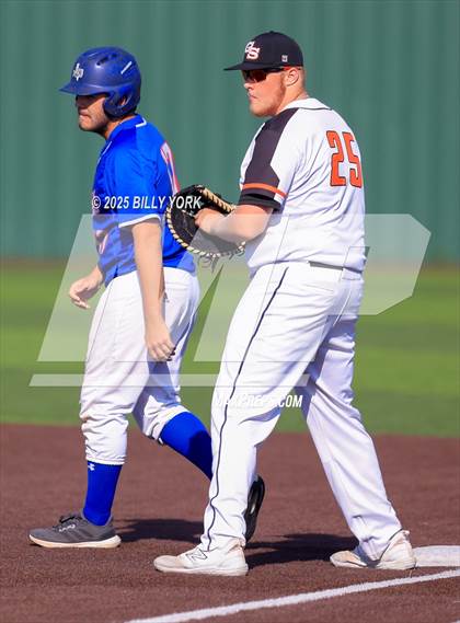 Thumbnail 1 in Grand Saline vs Quitman photogallery.