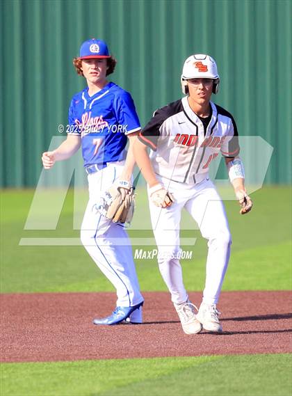 Thumbnail 1 in Grand Saline vs Quitman photogallery.