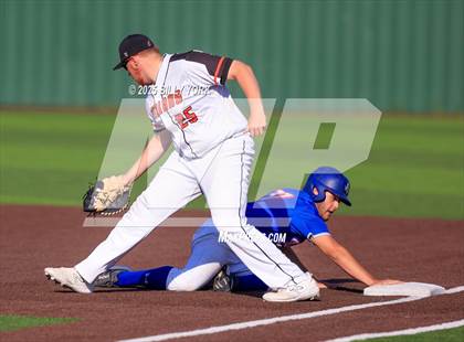 Thumbnail 1 in Grand Saline vs Quitman photogallery.