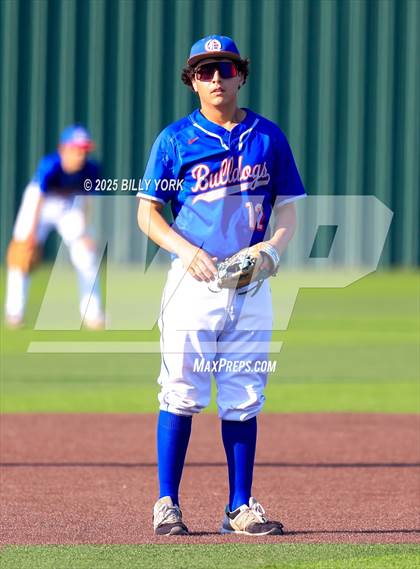 Thumbnail 3 in Grand Saline vs Quitman photogallery.