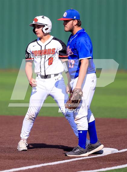 Thumbnail 3 in Grand Saline vs Quitman photogallery.