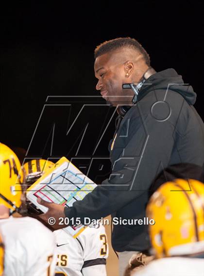 Thumbnail 2 in Ironwood Ridge vs. Marcos de Niza (AIA D2 Quarterfinal) photogallery.