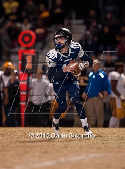 Thumbnail 2 in Ironwood Ridge vs. Marcos de Niza (AIA D2 Quarterfinal) photogallery.