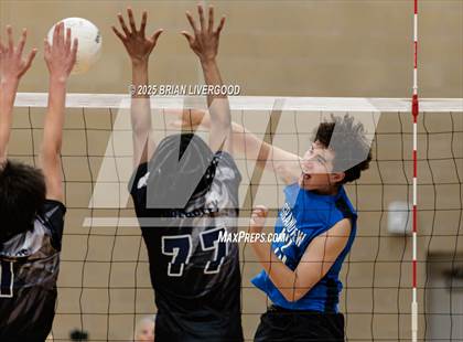 Thumbnail 3 in Grandview vs. James Irwin photogallery.