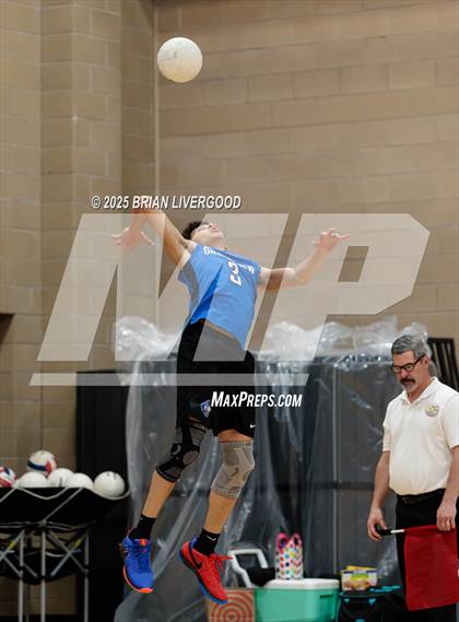 Thumbnail 2 in Grandview vs. James Irwin photogallery.