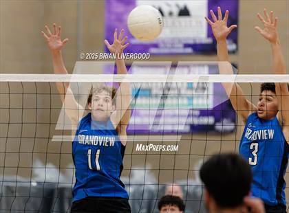 Thumbnail 1 in Grandview vs. James Irwin photogallery.