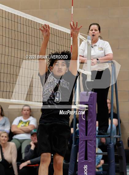 Thumbnail 3 in Grandview vs. James Irwin photogallery.