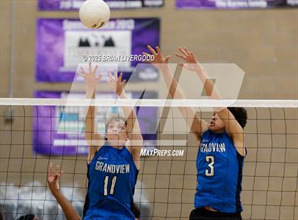 Thumbnail 1 in Grandview vs. James Irwin photogallery.