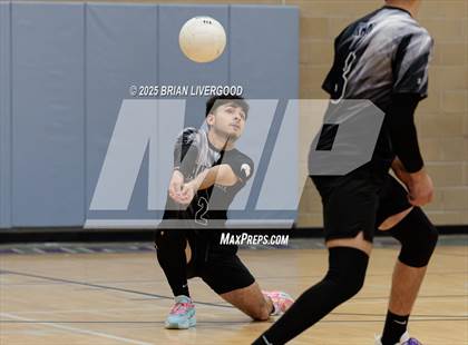 Thumbnail 1 in Grandview vs. James Irwin photogallery.