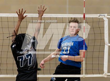 Thumbnail 1 in Grandview vs. James Irwin photogallery.
