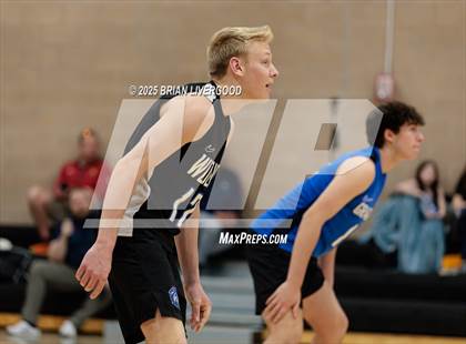 Thumbnail 3 in Grandview vs. James Irwin photogallery.